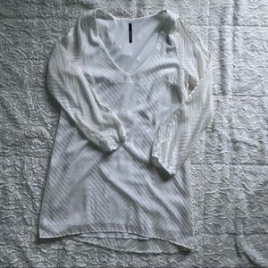 PEPPERMINT USA Chevron pattern mini dress with open sleeves Size L